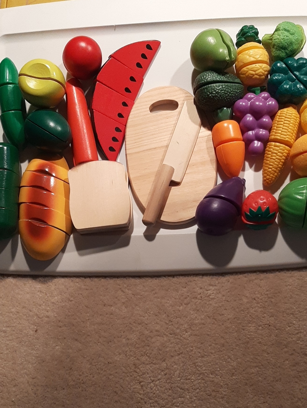 22 Wooden "Sliceable" Play Food Set